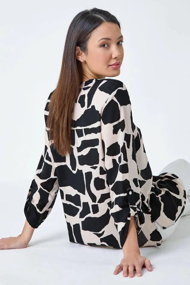 Women Black Animal Print Pleat Front VNeck Top Roman Tops