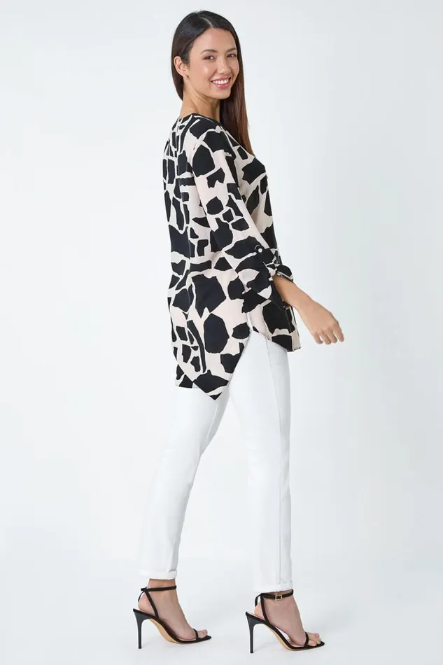 Women Black Animal Print Pleat Front VNeck Top Roman Tops