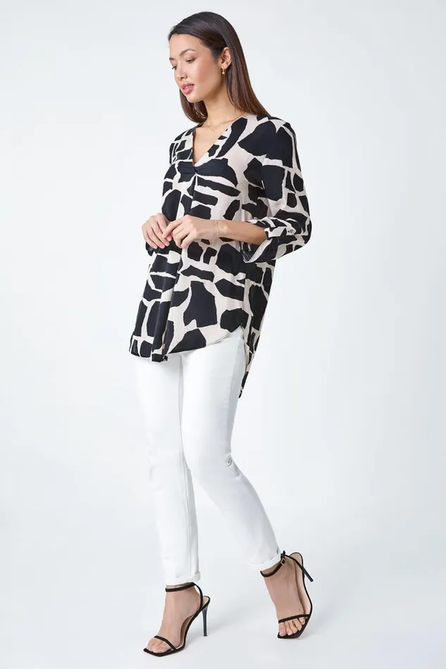 Women Black Animal Print Pleat Front VNeck Top Roman Tops