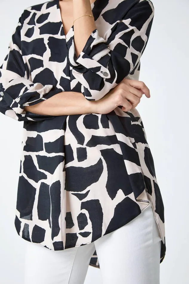 Women Black Animal Print Pleat Front VNeck Top Roman Tops