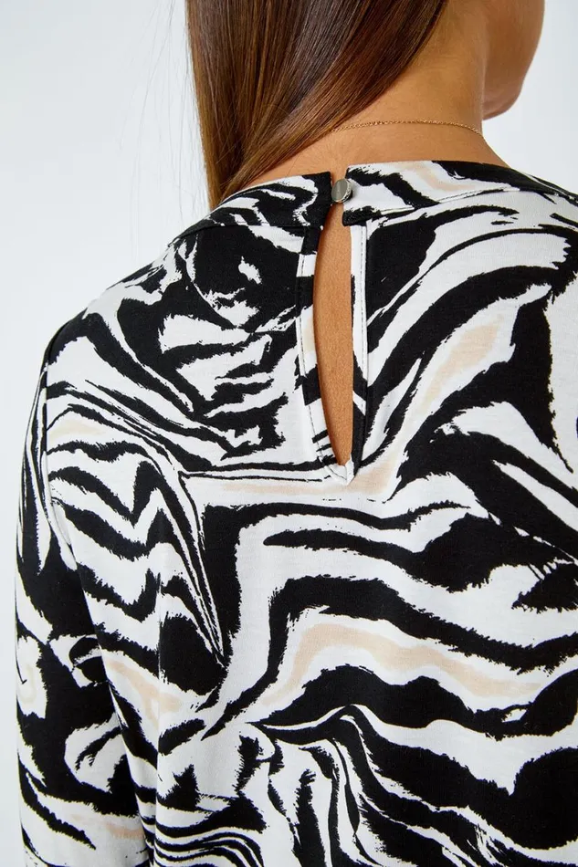 Women Black Animal Print Pleated Stretch Top Roman Tops