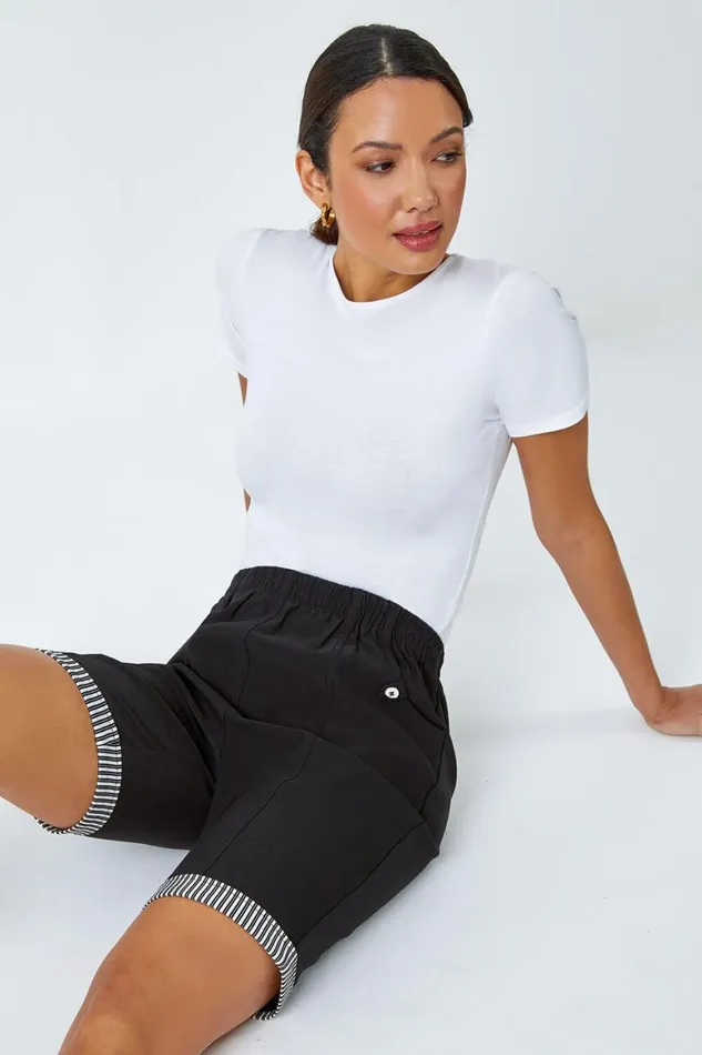 Women Black Contrast Detail Elastic Waist Stretch Shorts Roman Trousers