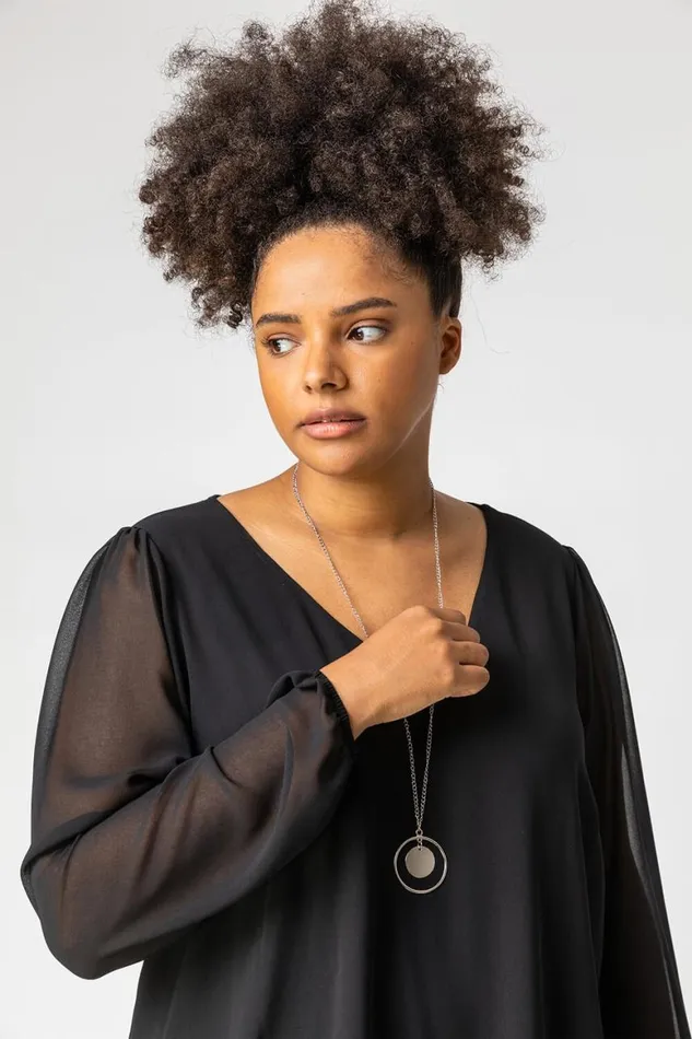 Women Black Curve Chiffon Top With Necklace Roman Tops