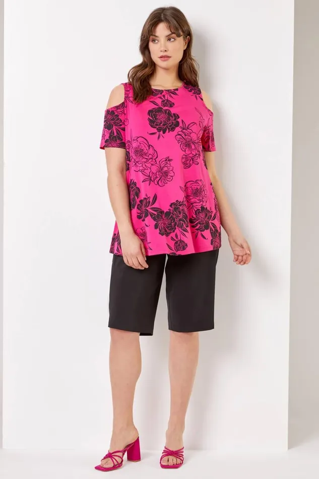 Women Black Curve Knee Length Elastic Waist Shorts Roman Trousers