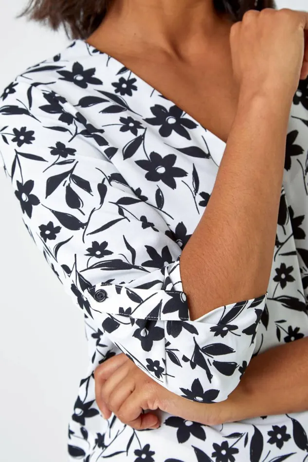 Women Black Floral Print Pleat Front VNeck Tunic Top Roman Tops