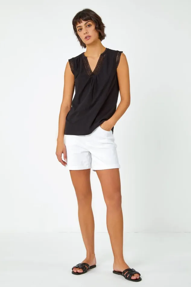 Women Black Sleeveless Lace Trim Cotton Top Roman Tops