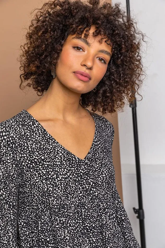 Women Black Spot Print V Neck Tiered Top Roman Tops
