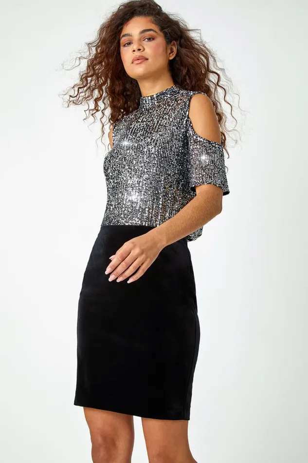 Women Black Velvet Knee Length Pencil Skirt Roman Skirts