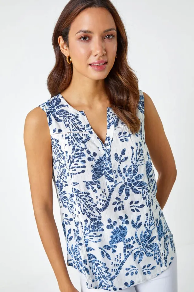 Women Blue Sleeveless VNeck Floral Print Vest Roman Tops