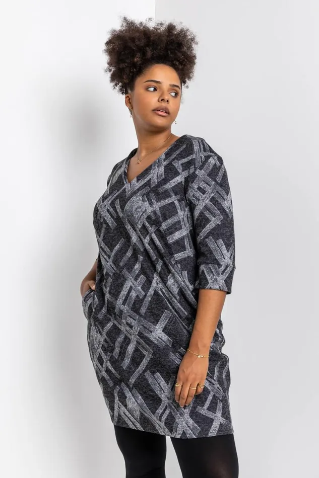 Women Dark Grey Curve Abstract Cross Print Dress Roman Dresses