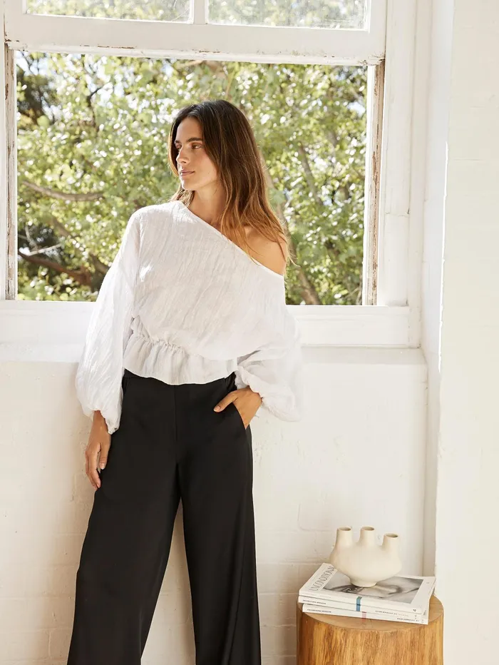 Women Dominique Healy 8211 Anna Frill Blouse In White The UNDONE Tops