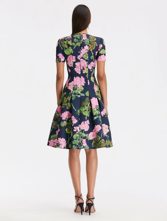 Women Dresses Oscar De La Renta Split Neck Geranium Faille Dress Pinknavy Women Dresses Oscar De La Renta Split Neck Geranium Faille Dress Pinknavy