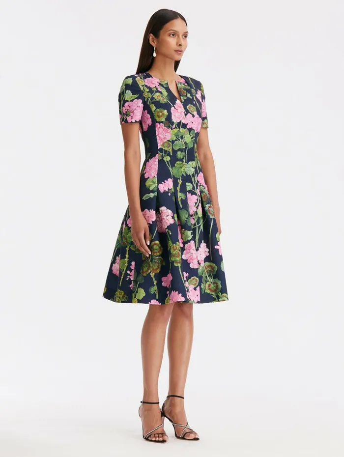 Women Dresses Oscar De La Renta Split Neck Geranium Faille Dress Pinknavy Women Dresses Oscar De La Renta Split Neck Geranium Faille Dress Pinknavy