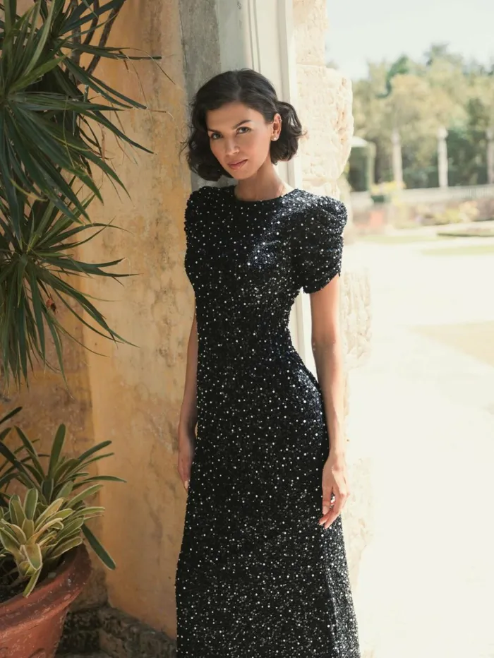 Women Evening Gowns Mac Duggal Black Gathered Short Sleeve Beaded Gown Black