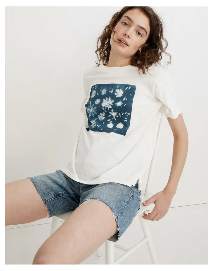 Women Indigo Floral Softfade Cotton Oversized Tee Lighthouse Madewell Tees Women Indigo Floral Softfade Cotton Oversized Tee Lighthouse Madewell Tees