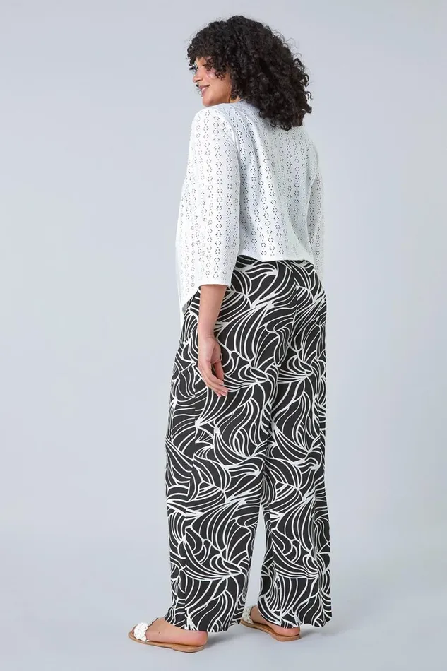 Women Ivory Curve Broderie Stretch Cardigan Roman Tops