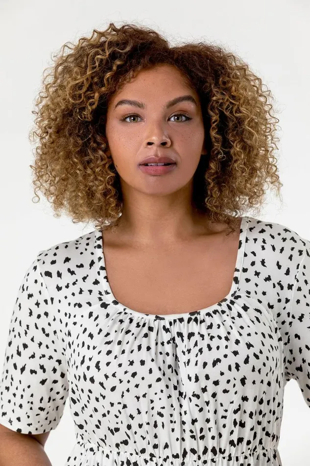Women Ivory Curve Spot Print Gathered Top Roman Tops