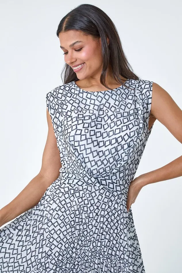 Women Ivory Geometric Twist Detail Pleated Dress Roman Dresses