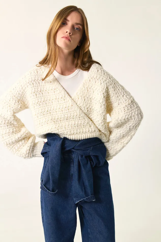 Women Jumper Astro Creme Pull Laine Blanc Crme Des Petits Hauts Jumpers and Cardigans