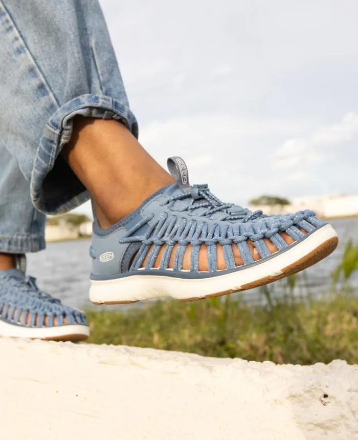 Women KEEN Sandals UNEEK O3 BistreSafari Sandal Women KEEN Sandals UNEEK O3 BistreSafari Sandal