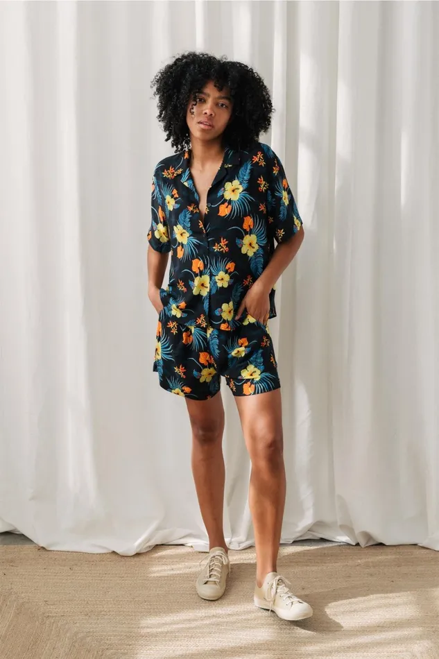 Women Lintusalo 8211 Hibiscus TWOTHIRDS Shirts