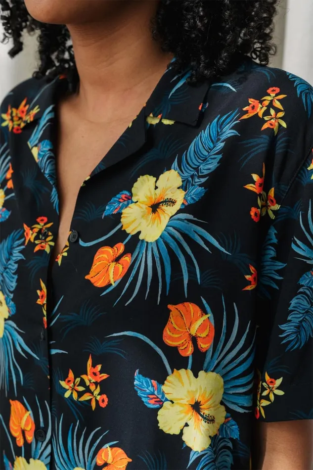 Women Lintusalo 8211 Hibiscus TWOTHIRDS Shirts