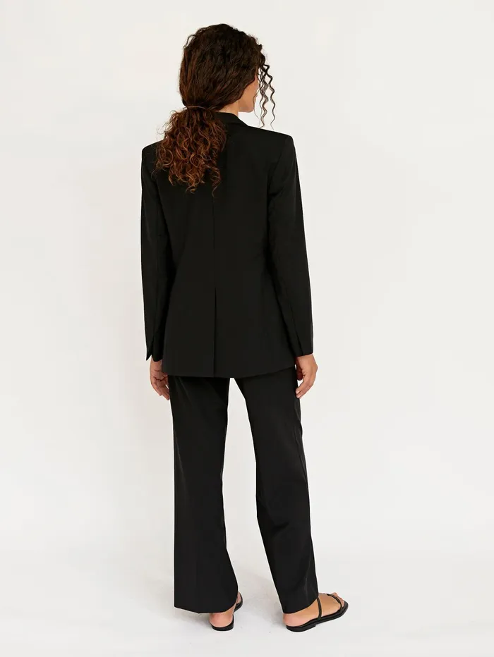 Women Matteau 8211 Black Relaxed Tailored Blazer The UNDONE Jackets