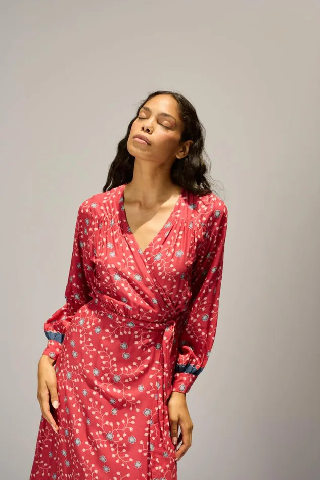 Women Natalie Martin Dresses Kate Long Sleeve Maxi Pinwheel Barn Red