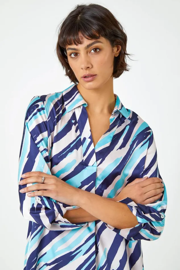 Women Navy Abstract Print Collared Overshirt Roman Blouses and Shirts