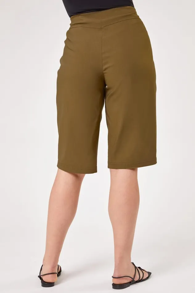 Women Olive Curve Knee Length Elastic Waist Stretch Shorts Roman Coords
