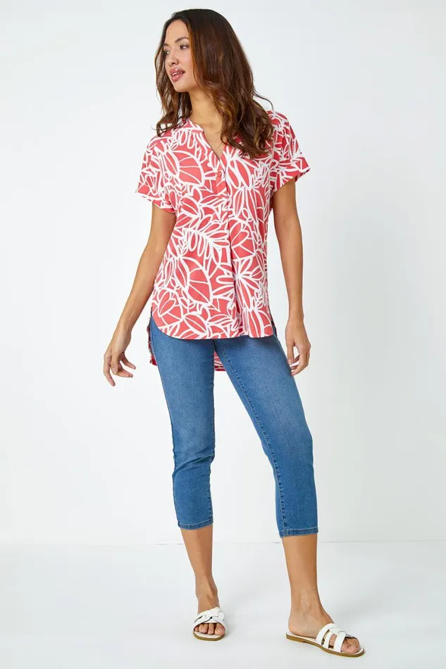 Women Pink Linear Floral Print VNeck Pleat Front Top Roman Tops