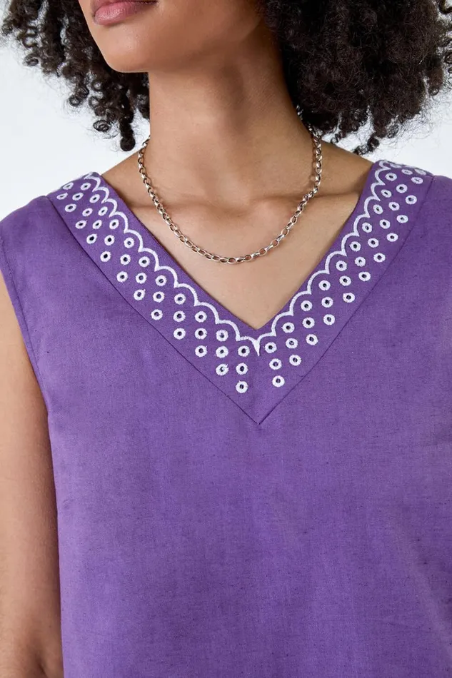 Women Purple Cotton Blend Embroidered Pocket Shift Dress Roman Dresses