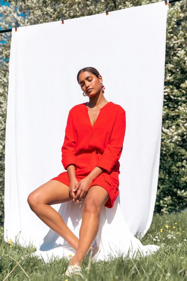 Women Red Textured Elastic Tie Waist Cotton Shorts Roman Shorts