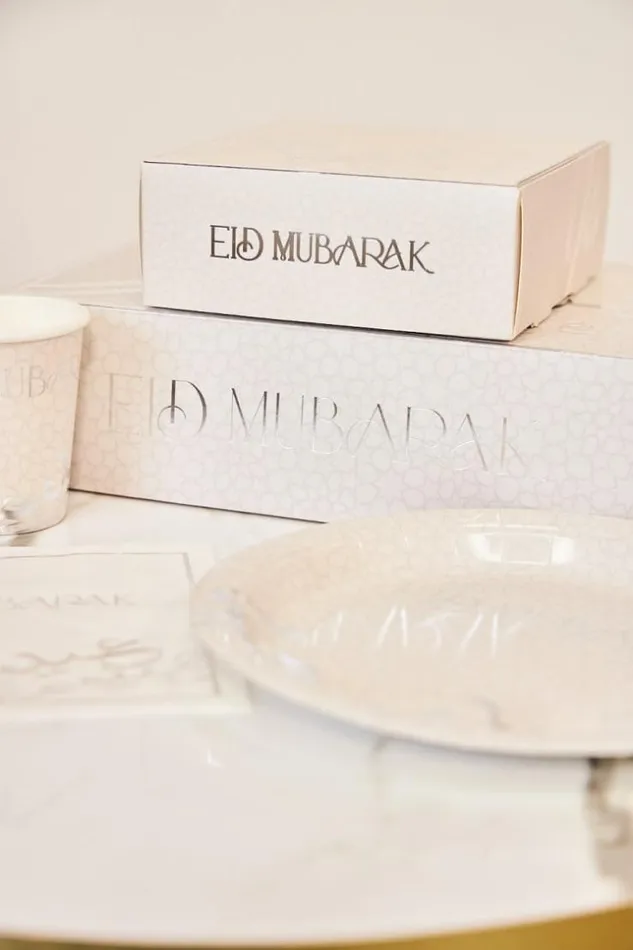 Women Set De Table Blanc Pour 6 Personnes Boites Cadeaux Assiettes Gobelets Serviettes Brentiny Paris Collection Ramadan Women Set De Table Blanc Pour 6 Personnes Boites Cadeaux Assiettes Gobelets Serviettes Brentiny Paris Collection Ramadan