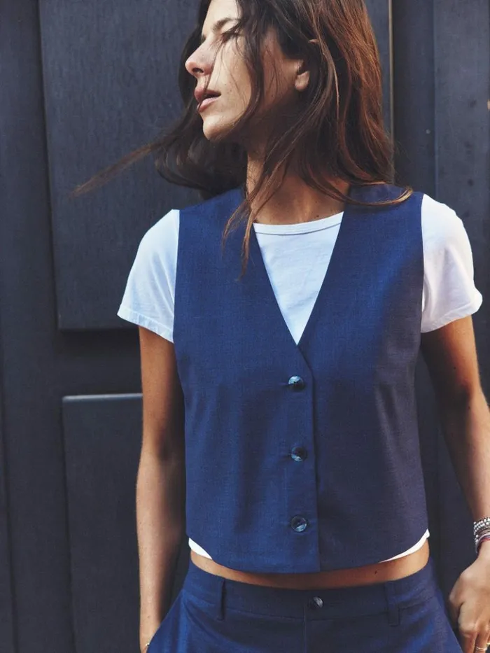 Women Sweaters and Jackets Xirena Navy Melange Vinny Vest