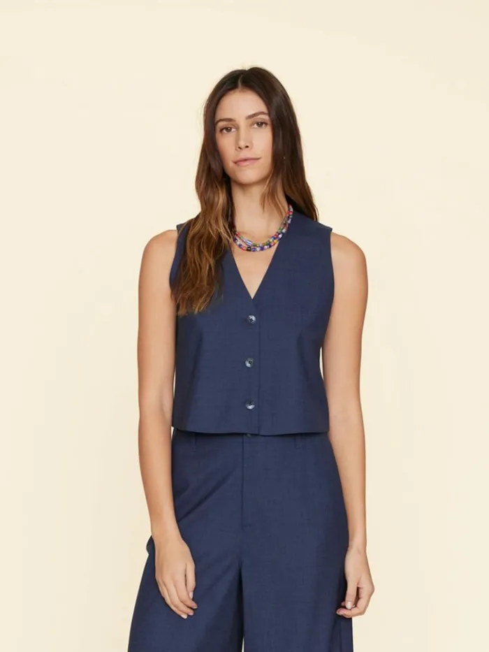 Women Sweaters and Jackets Xirena Navy Melange Vinny Vest