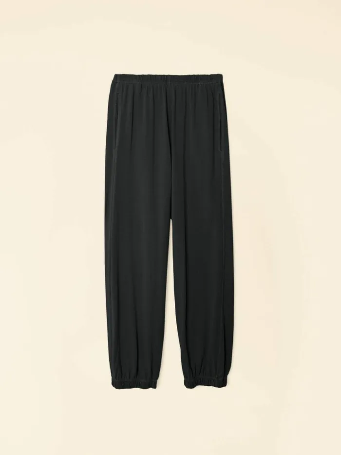 Women Sweats and Tees Xirena Black Crispin Pant