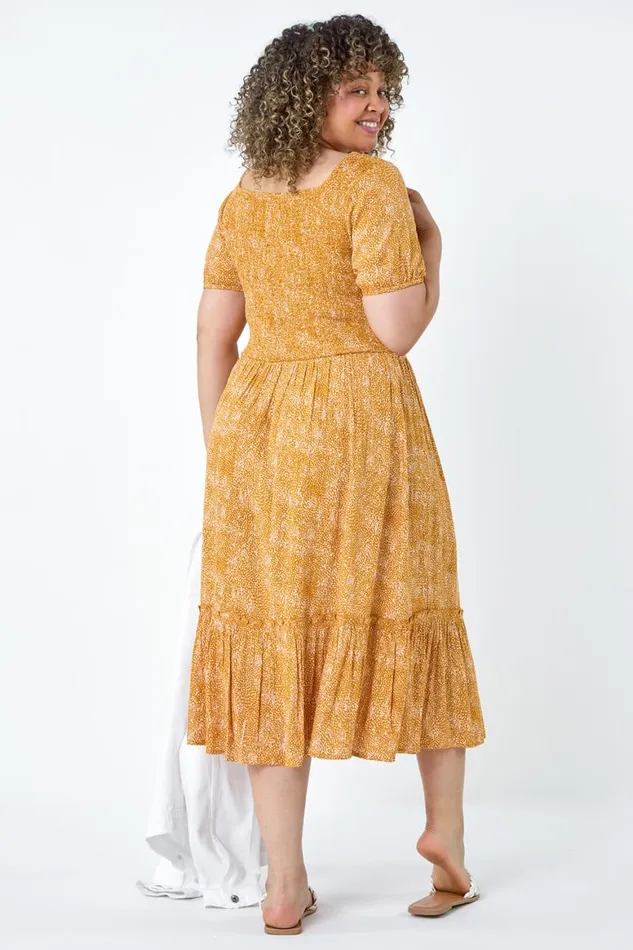 Women Yellow Curve Printed Crinkle Shirred Midi Dress Roman Dresses