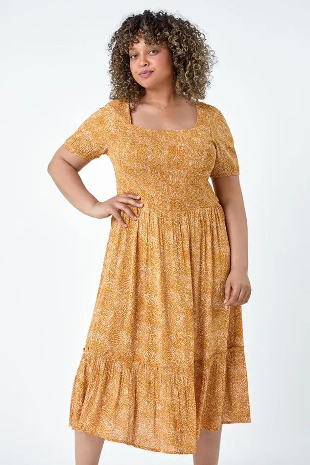 Women Yellow Curve Printed Crinkle Shirred Midi Dress Roman Dresses