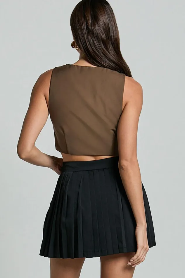 Zoey Skirt 8211 Mini Pleated Skirt In Black Women Showpo Skirts